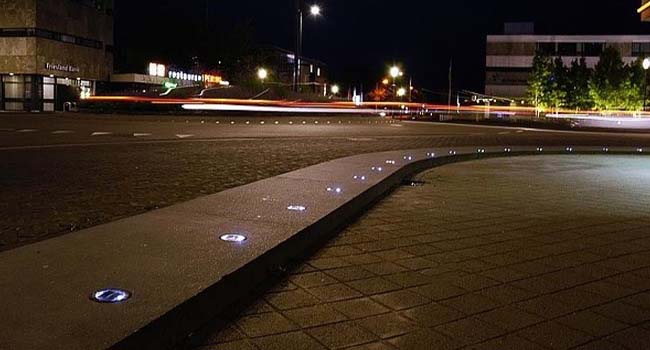 solar road studs